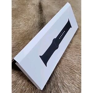 Apple Space Black Stainless Steel Pin Sport Band 42 MM S/M